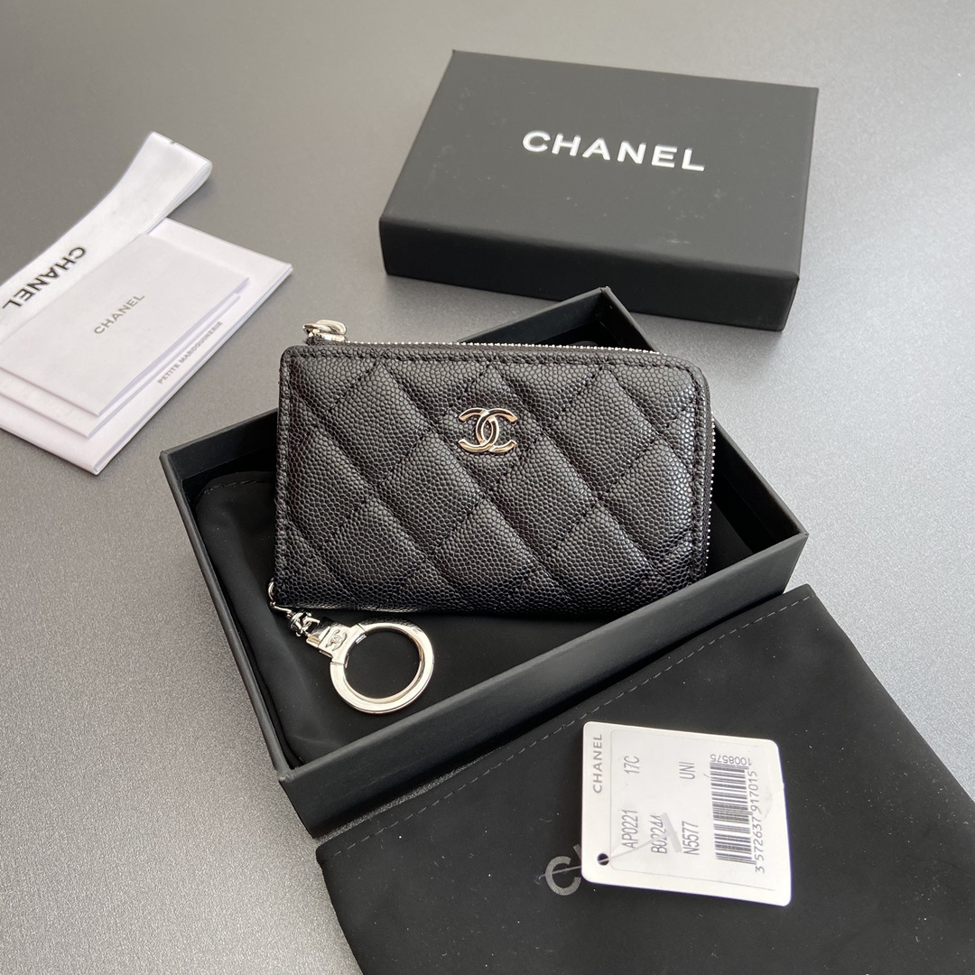 CHANEL 24K_Black