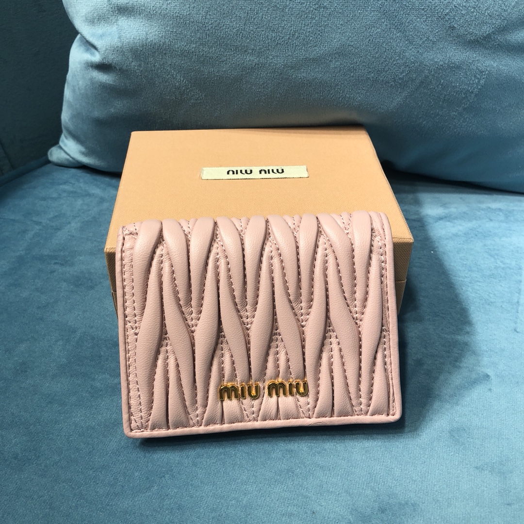 Miu Miu  pocket wallet_pink