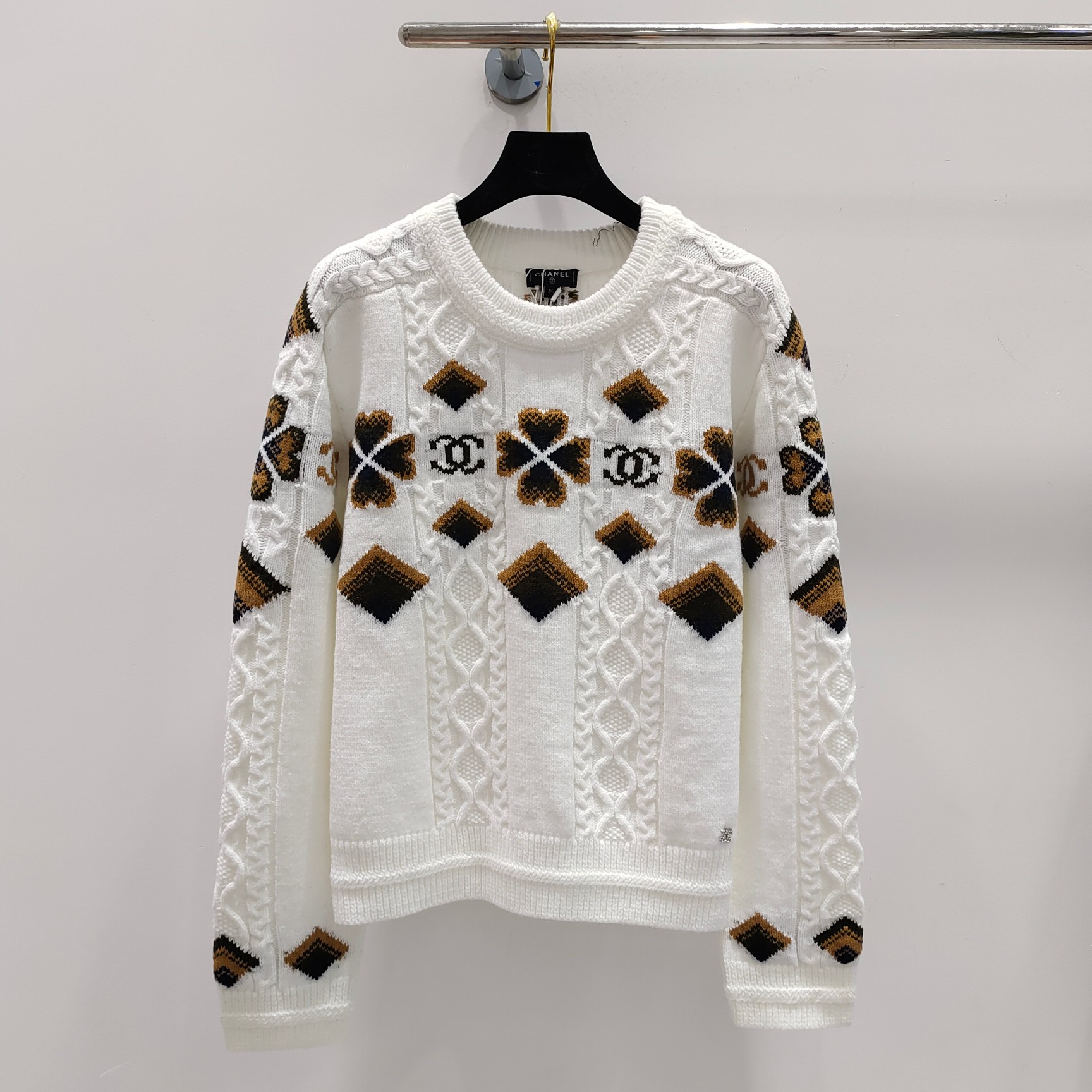 Chanel Sweater_white