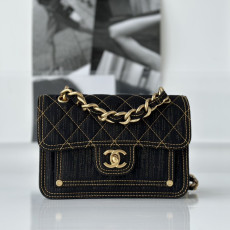 Chanel Flap Bag_navy